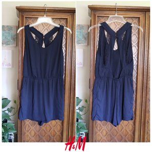 DIVIDED by H&M Navy Lace Open Back Romper with Pockets! - Navy. Size 8